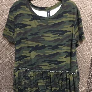 Agnes & Dora Relaxed Ruffle Top